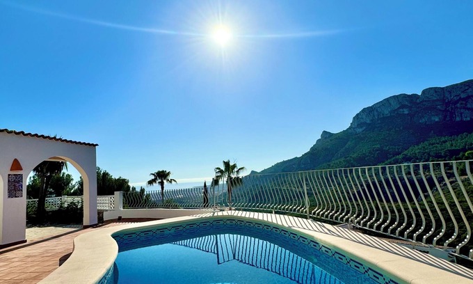 Monte Pego Villa | Newly renovated luxury villa with stunning views and private pool