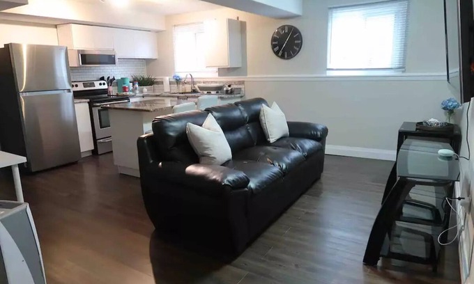 St. Catharines House | Renovated 2 Bedroom Basement Apartment with Kitchen Access