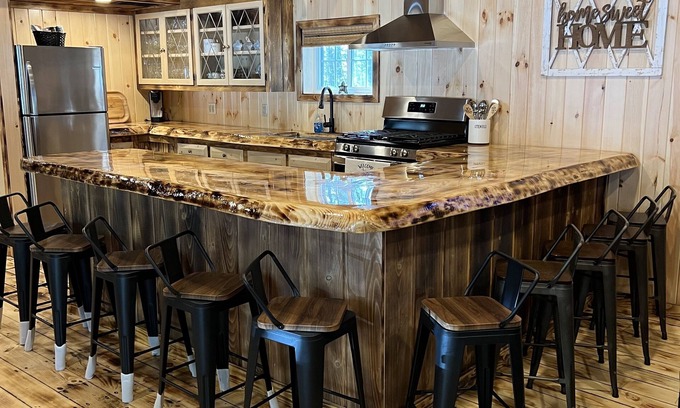 Indian Lake House | Unique Newly Renovated Adirondack Bunkhouse with Breakfast