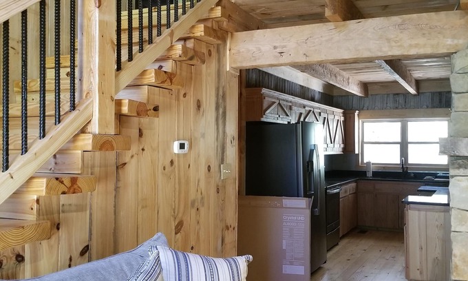Olin Cottage | Newly renovated rustic cottage in Northern Iredell County NC