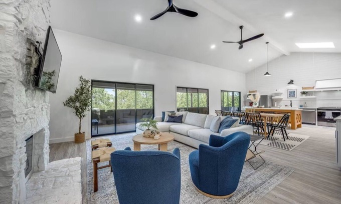 Pottsboro House | Renovated Southside Serenity at Lake Texoma - Rated 9.6