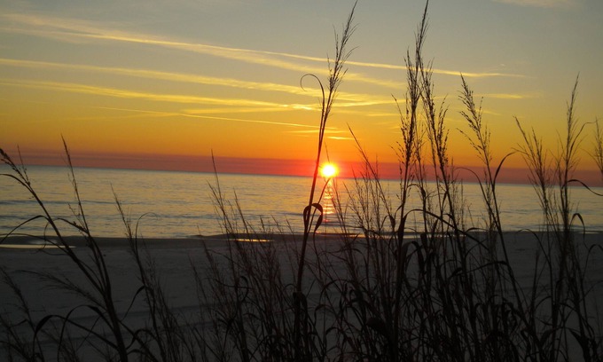 Rosemary Beach Resort | Renovated Retreat with Ocean Views and Family-Friendly Perks