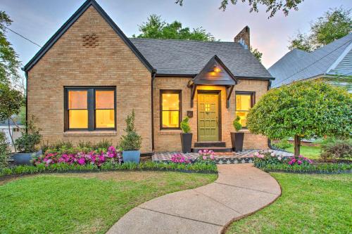 Tyler House | Updated Azalea District Home with Family-Friendly Amenities