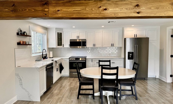 Fort Myers Cottage | Updated Cottage Near Downtown Ft. Myers - 10/10 Guest Rated