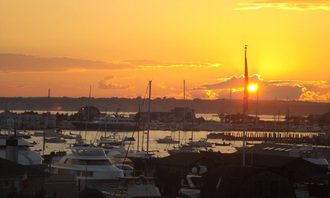 Newport House | Newport Family Retreat - Oceanfront Stay with Spa Amenities