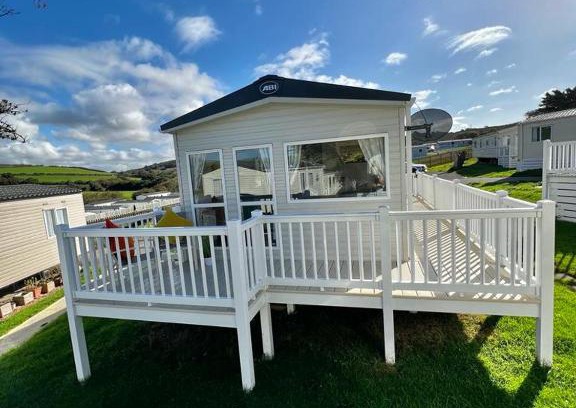 Newquay House | Newquay Bay Resort: Family-Friendly Getaway with Pool & Hot Tub