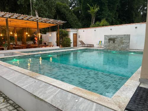 Ponte Branca House | Discover News Hospedagem: Pet-Friendly & Family Fun Awaits