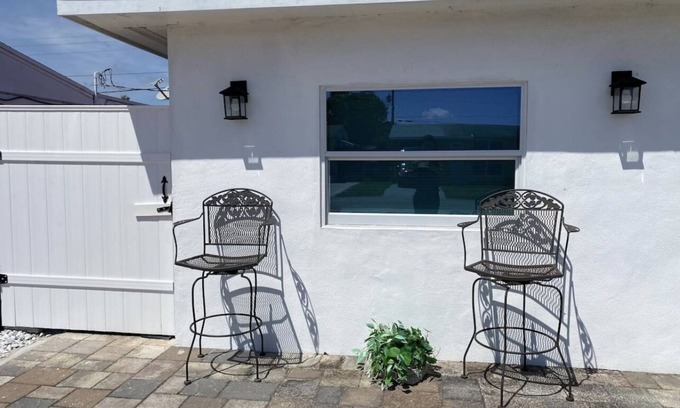 Westgate Apartment | Convenient Hotel Near Airport & Downtown for Families
