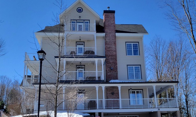 Bromont Condo | Adventure Awaits: Bike Rides Near C1 and Cozy Chalet Stay
