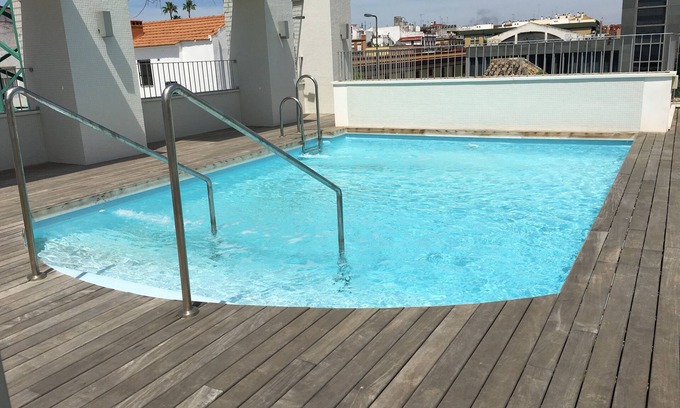 San Bernardo Apartment | Premier Location Near Santa Cruz with Free Parking