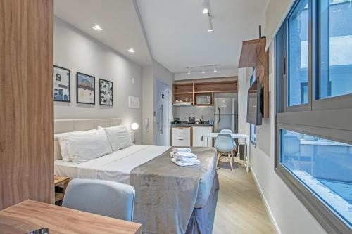 Vila Nova Conceicao Apartment | Modern Studios Near Ibirapuera Park with Hot Tub Access
