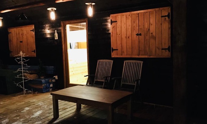 Fagetel House | Guest Rated Nexus B2: Pet-Friendly with Hot Tub Amenities