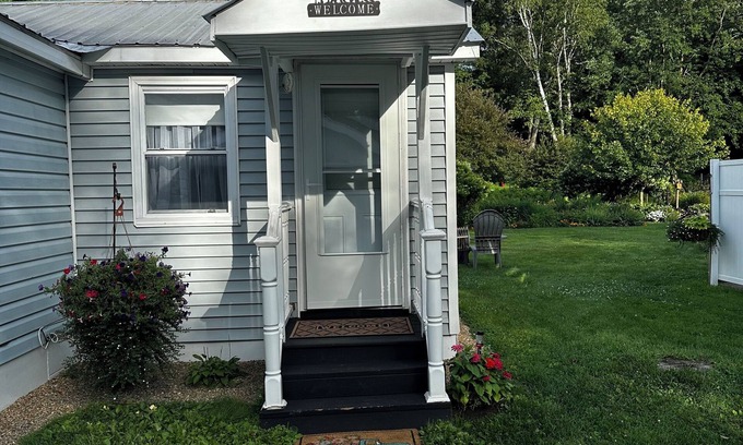 Corinth House | Experience Fall Adventures with Ocean View and Spa Amenities