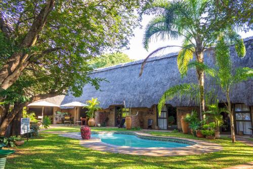 Victoria Falls Cabin | Experience Nguni Lodge with Oceanfront Views & Pool Access