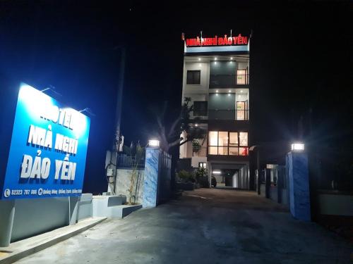Quang Trach Bed & Breakfast | Discover Family-Friendly Comfort at Nhà Nghỉ Đảo Yến