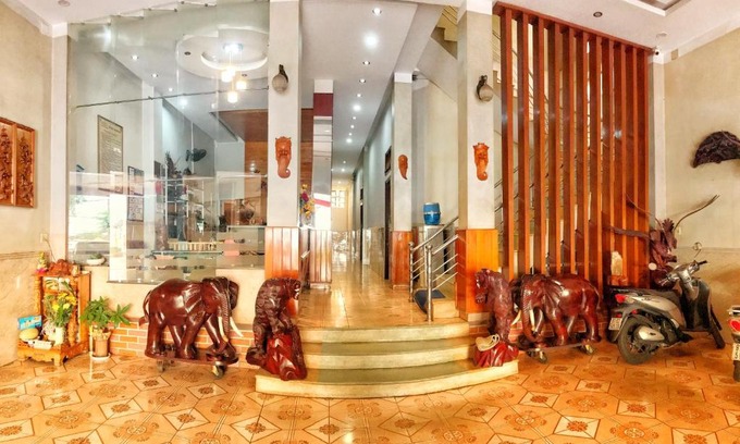 Pleiku House | Budget-Friendly Stay at Nhà Nghỉ 47 - Child Friendly Haven