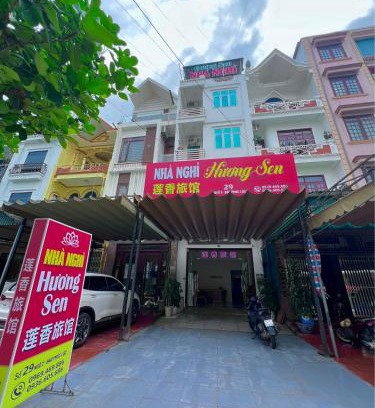 Mong Cai Hotel | Cozy Stay at Nhà Nghỉ Hương Sen - Rated 9/10 by Guests