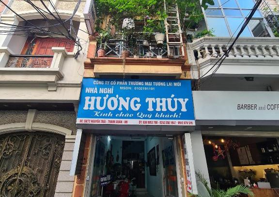 Thanh Xuan Hotel | Pet-Friendly Retreat at Nhà Nghỉ Hương Thúy - Royal City
