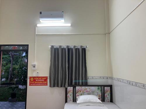 Duc Linh House | Budget-Friendly Nhà Nghỉ Sakura Homestay for Families