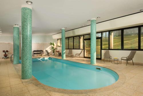 Villanova Hotel | Pet-Friendly NH Bologna Villanova with Pool & Ocean Views