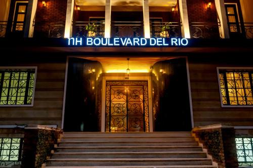 Granada Hotel | Pet-Friendly NH Boulevard del Río Cali with Breakfast Included