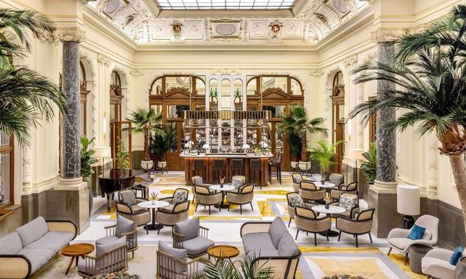 Nove Mesto Hotel | Elegant NH Collection Prague Carlo IV with Spa & Pool