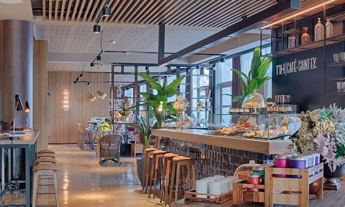 Colombier-Saugnieu Hotel | Discover NH Lyon Airport: 4-Star Stay with Spa & Dining