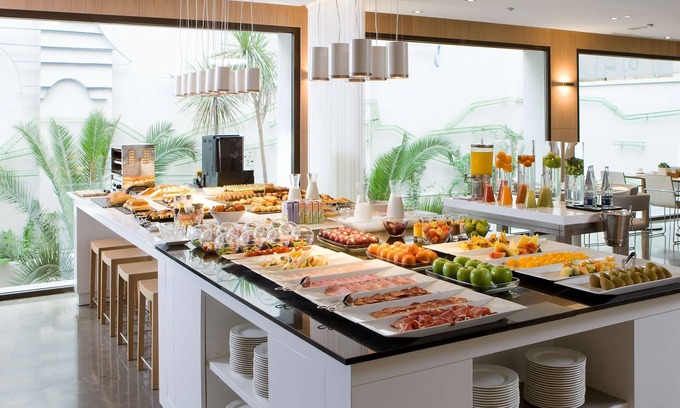 Castellana Hotel | Elegant NH Madrid Príncipe de Vergara with Spa & Restaurant