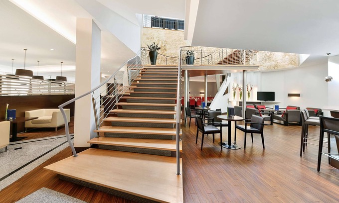 Viernheim Hotel | Comfortable NH Mannheim-Viernheim with Breakfast & Dining