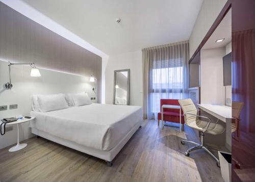 Milanofiori Hotel | Discover the NH Milano Congress Centre: Pet-Friendly Oasis