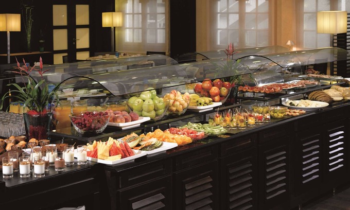 San Juan Hotel | Elegant NH Pamplona Iruña Park: 4-Star Family-Friendly Retreat