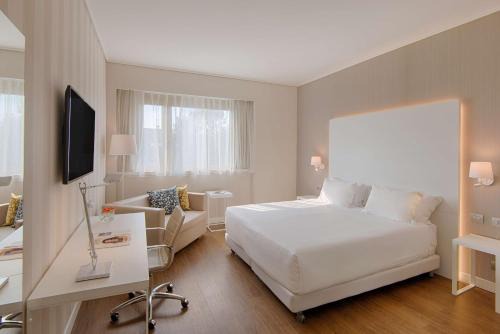 Historic Centre Hotel | Experience Comfort at NH Torino Centro - Pet Friendly & Pool