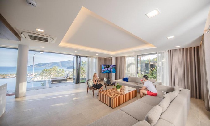 Nha Trang Villa | Nha Trang Oceanfront Luxury Villa Anh Nguyen