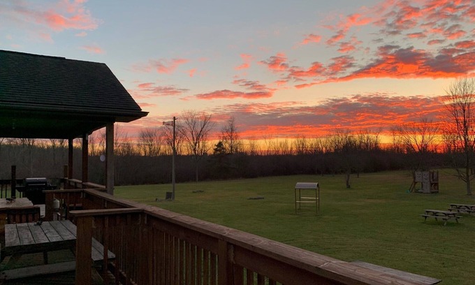 Niagara Falls House | Niagara Falls Country Living. Short and long term renting are also available
