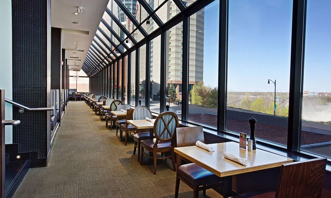 Fallsview Hotel | Discover Niagara Falls Marriott: Spa, Pool & Eco-Friendly Stays