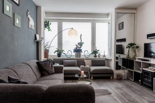 Erasmuspark House | Bright Double Bed Retreat in Family-Friendly Amsterdam