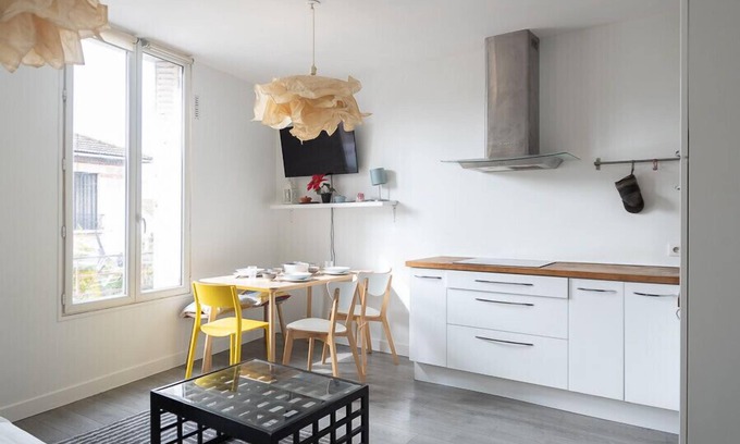 Les Lilas Apartment | Bright 34 m² Apartment in Les Lilas - Guest Rated 10/10