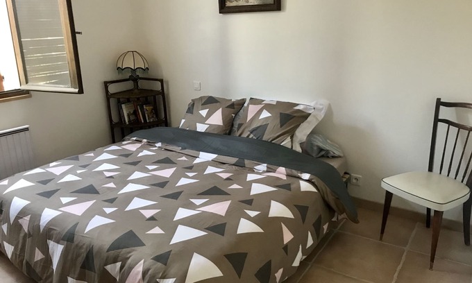 Eccica-Suarella Apartment | Cozy F2 Eccica-Suarella with Ocean View & Family Amenities