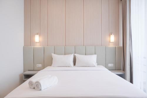 Mampang Prapatan Apartment | Cozy 1BR Retreat at Samara Suites with Pool Access