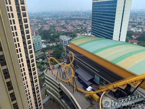 Pinang Apartment | Cozy 2BR Apartment at Transpark Cibubur by Travelio