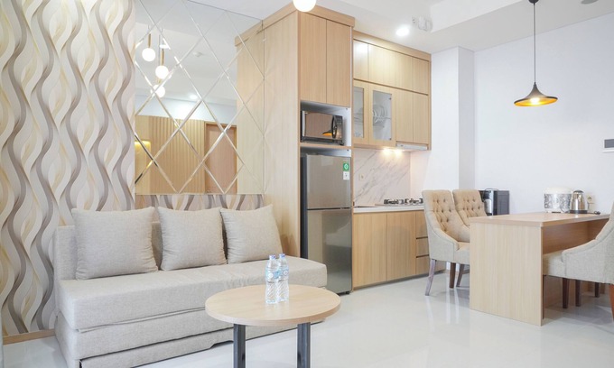 Semanggi Apartment | Cozy 2BR Stay at Samara Suites with Kitchen & Breakfast