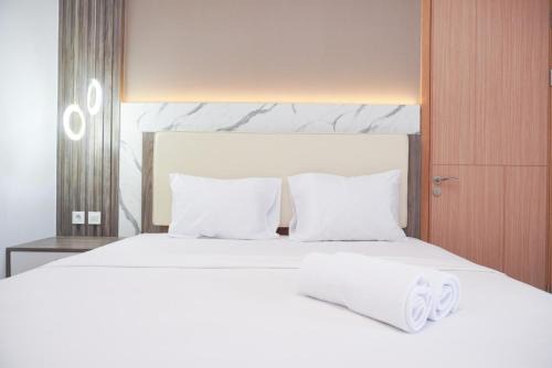 Mampang Prapatan Apartment | Cozy 2BR Retreat at Samara Suites with Pool Access