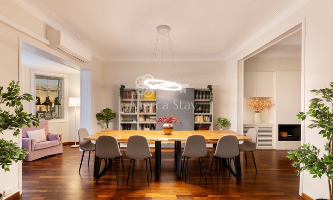 Dreta de l'Eixample Condo | Spacious Apartment with Ocean View Near Passeig de Gràcia