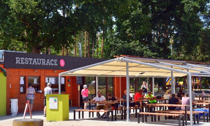Hradec Kralove House | Inviting Villa Apartment for 12 with Pet-Friendly Amenities