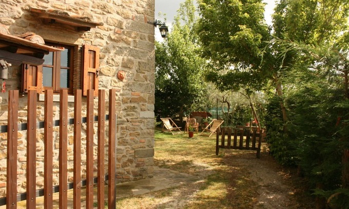 Montecchio Apartment | Cozy Apartment for 4 with Kitchen near Charming Cortona