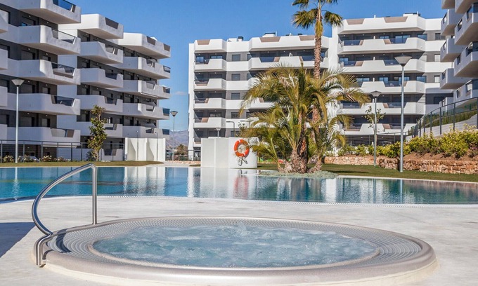 Els Arenals del Sol Apartment | Inviting 2-Bedroom Accommodation in Los Arenales del Sol