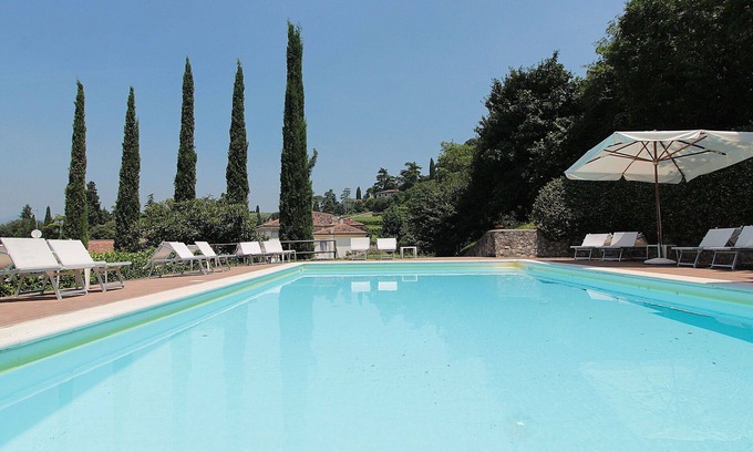 Colognola ai Colli Apartment | Nice apartment for 5 people with WIFI, pool, A/C and TV, close to Verona