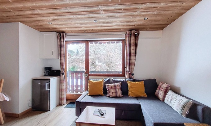 Saint-Jean-dʼAulps Apartment | Cozy Ski-In/Ski-Out Apartment for 4 in St Jean d'Aulps