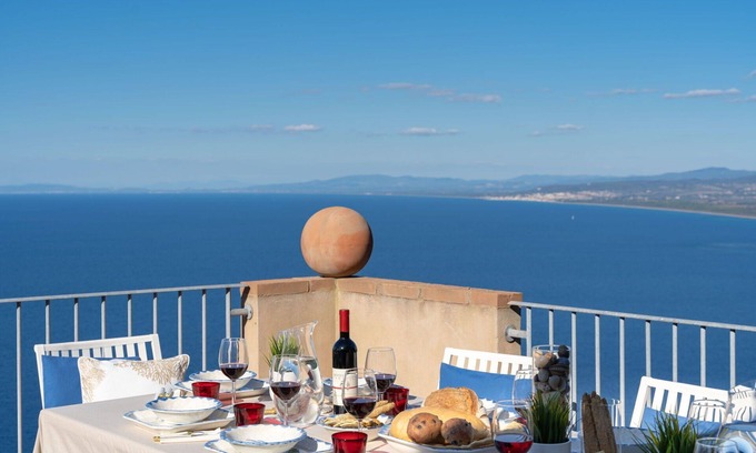 Populonia Other | Spacious Apartment for 10 with Panoramic Views & Amenities