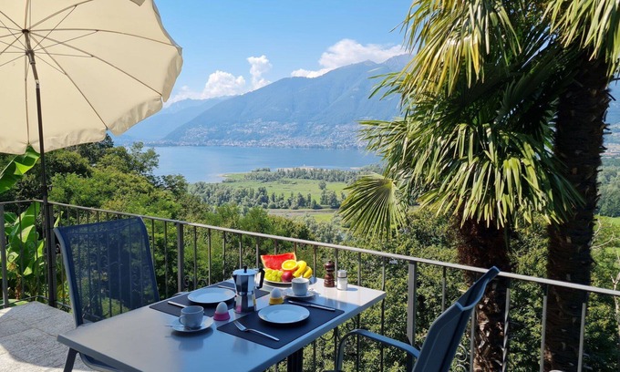 Magadino Apartment | Charming Apartment for Two with Panoramic Lake Views